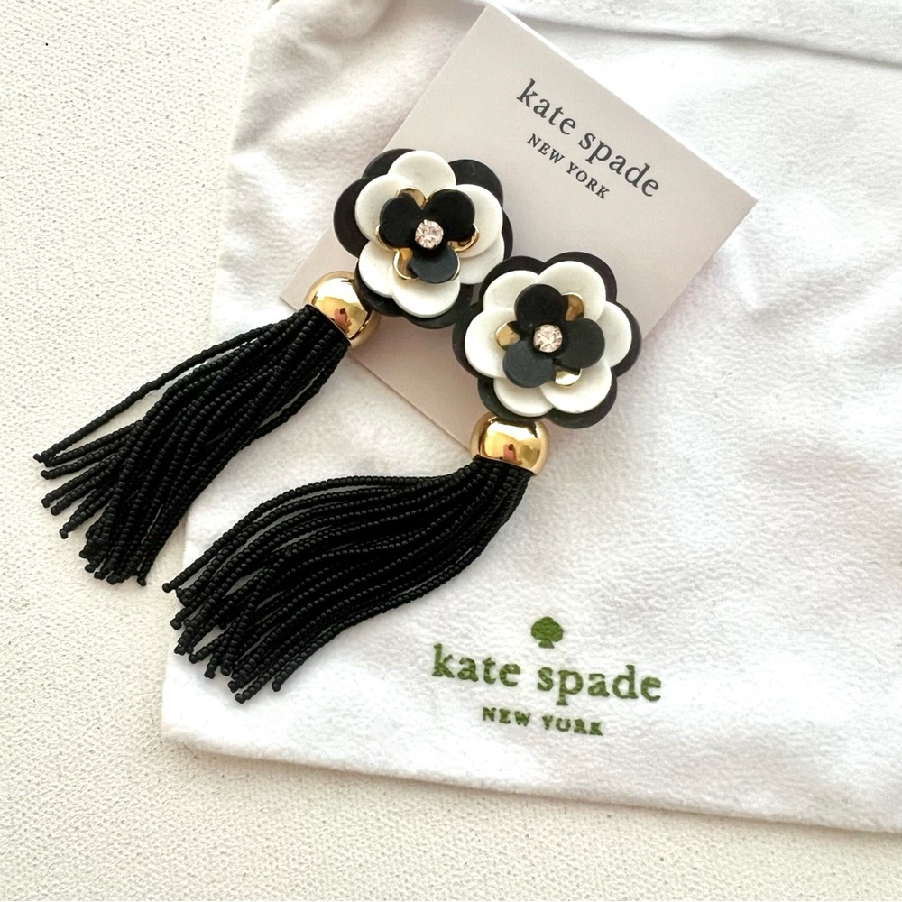 Kate Spade Black / White Flower Earrings NWT